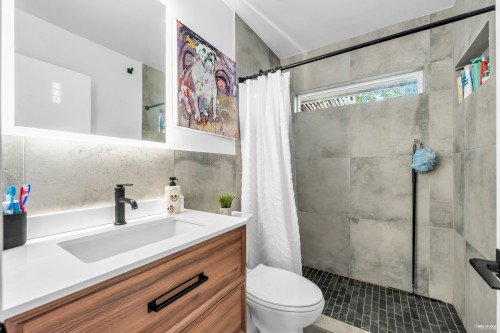 735 Lea Avenue, Coquitlam, BC 