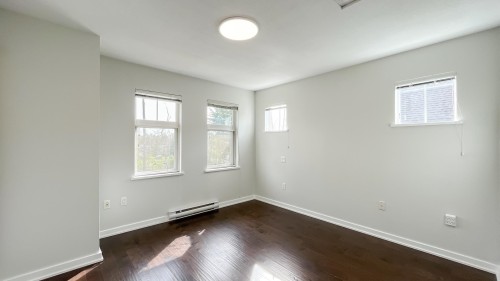 7425 Columbia Street, Vancouver, BC 