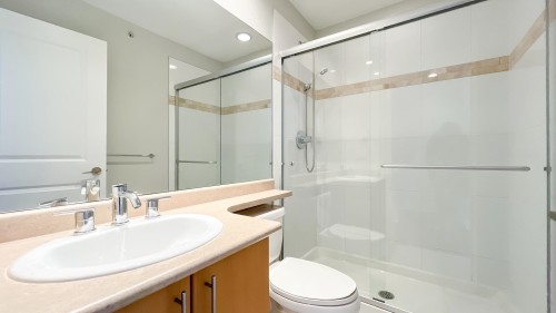 7425 Columbia Street, Vancouver, BC 