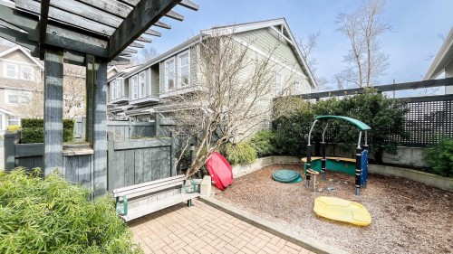 7425 Columbia Street, Vancouver, BC 