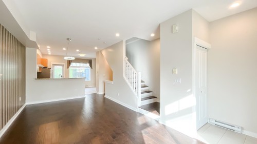 7425 Columbia Street, Vancouver, BC 