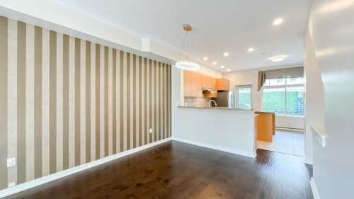 7425 Columbia Street, Vancouver, BC 