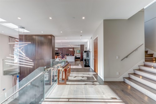 1497 Queens Avenue, West Vancouver, BC 