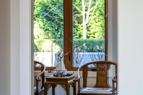 1497 Queens Avenue, West Vancouver, BC 