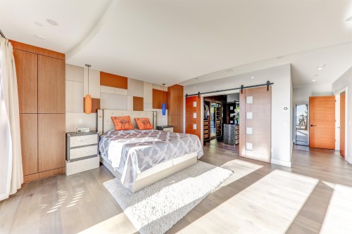 1497 Queens Avenue, West Vancouver, BC 