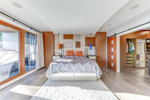 1497 Queens Avenue, West Vancouver, BC 