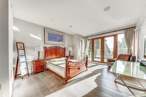 1497 Queens Avenue, West Vancouver, BC 
