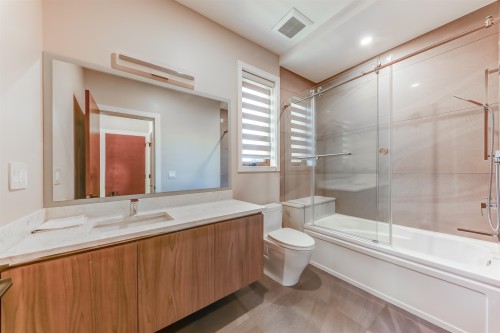 1497 Queens Avenue, West Vancouver, BC 