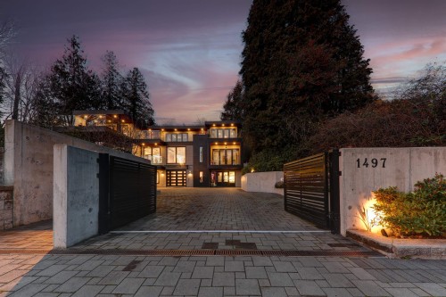 1497 Queens Avenue, West Vancouver, BC 