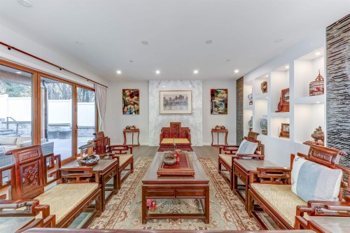 1497 Queens Avenue, West Vancouver, BC 