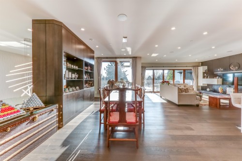 1497 Queens Avenue, West Vancouver, BC 