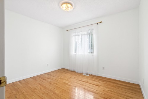 925 Merritt Street, Coquitlam, BC 