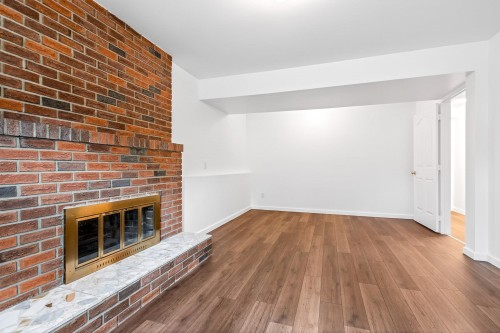 925 Merritt Street, Coquitlam, BC 