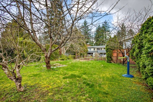 925 Merritt Street, Coquitlam, BC 