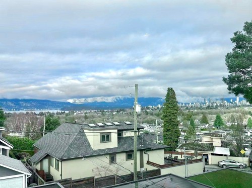3349 19Th Avenue W, Vancouver, BC 