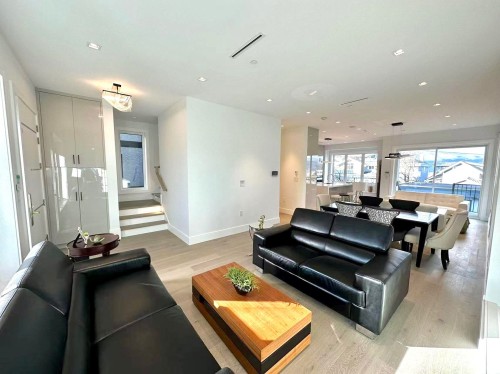 3349 19Th Avenue W, Vancouver, BC 