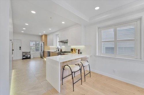 817 60Th Avenue W, Vancouver, BC 