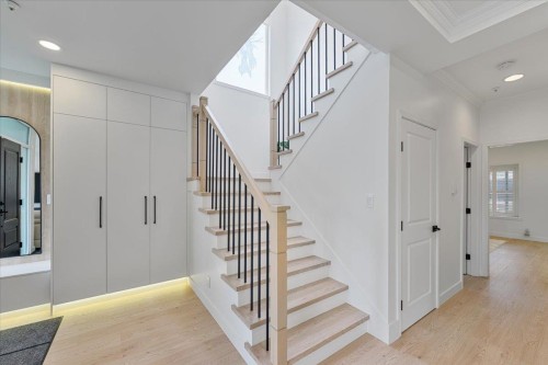 817 60Th Avenue W, Vancouver, BC 