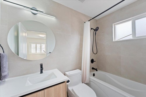 817 60Th Avenue W, Vancouver, BC 