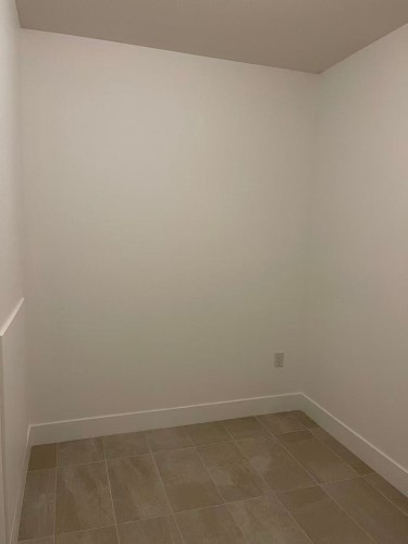 4-9735 University Crescent, Burnaby, BC 