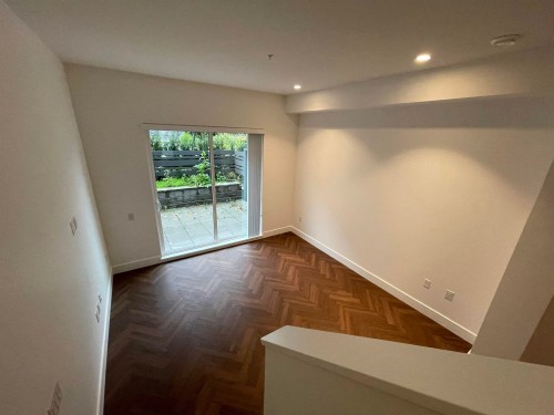 4-9735 University Crescent, Burnaby, BC 