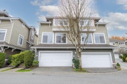 20-5240 Oakmount Crescent Burnaby, BC V5H 4S1