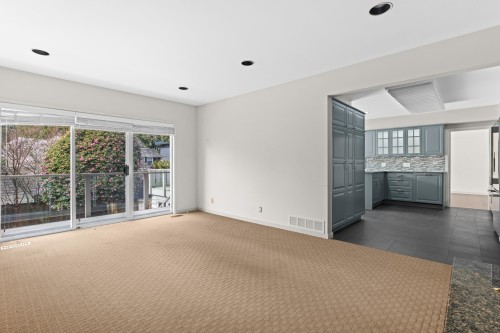 6297 Mackenzie Street, Vancouver, BC 