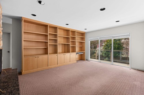 6297 Mackenzie Street, Vancouver, BC 