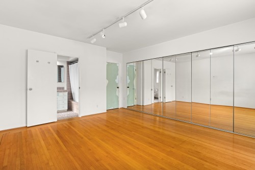 6297 Mackenzie Street, Vancouver, BC 