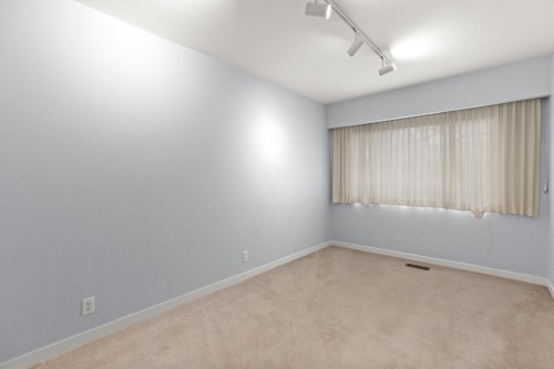 6297 Mackenzie Street, Vancouver, BC 