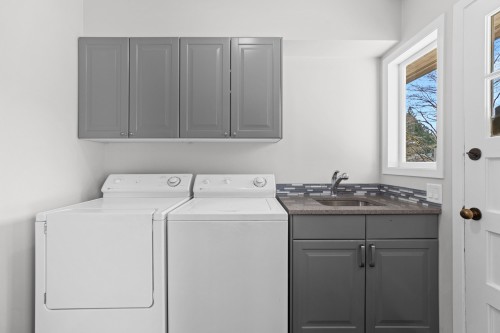 6297 Mackenzie Street, Vancouver, BC 