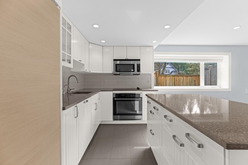 6297 Mackenzie Street, Vancouver, BC 