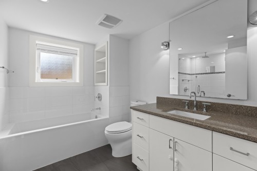 6297 Mackenzie Street, Vancouver, BC 