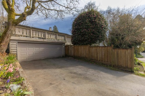 6297 Mackenzie Street, Vancouver, BC 