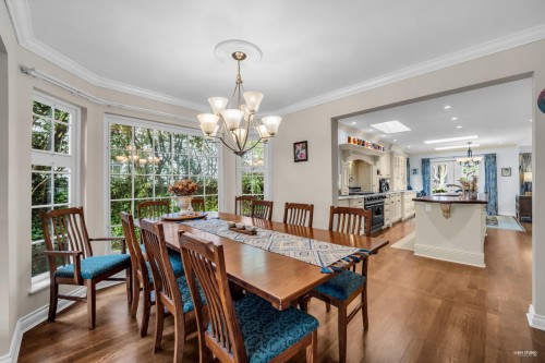 539 Newcroft Place, West Vancouver, BC 