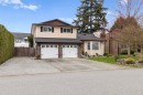 20492 Walnut Crescent, Maple Ridge, BC 