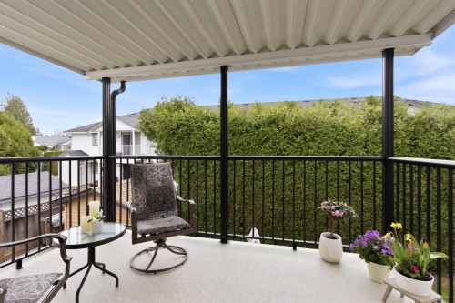 20492 Walnut Crescent, Maple Ridge, BC 