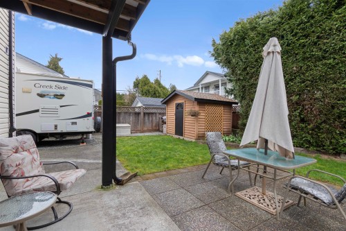 20492 Walnut Crescent, Maple Ridge, BC 