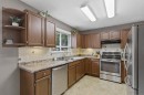 20492 Walnut Crescent, Maple Ridge, BC 