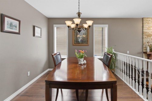 20492 Walnut Crescent, Maple Ridge, BC 