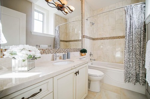 3759 31St Avenue W, Vancouver, BC 