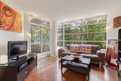 201-1225 Barclay Street  Vancouver, BC V6E 1H5