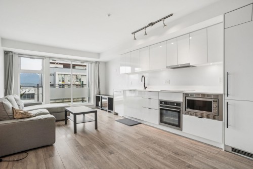 319-630 Broadway E, Vancouver, BC 