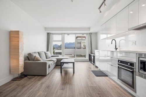 319-630 Broadway E, Vancouver, BC 
