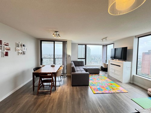 1606-7063 Hall Avenue, Burnaby, BC 