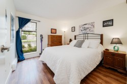 211-423 Agnes Street New Westminster, BC V3L 1G2