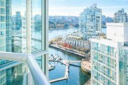 1906-1077 Marinaside Crescent  Vancouver, BC V6Z 2Z5