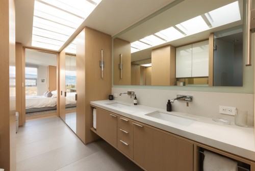 3250 20Th Avenue W, Vancouver, BC 