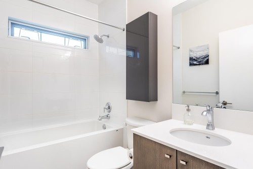 5900 Beachgate Lane, Sechelt, BC 