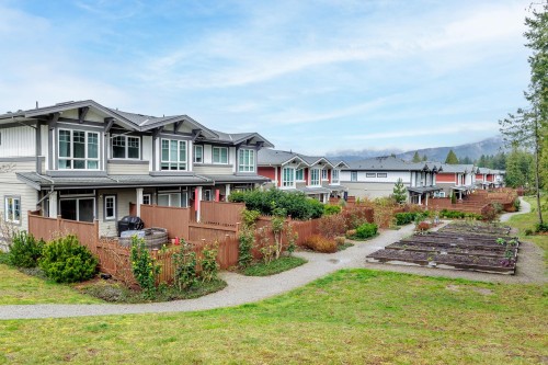 5900 Beachgate Lane, Sechelt, BC 